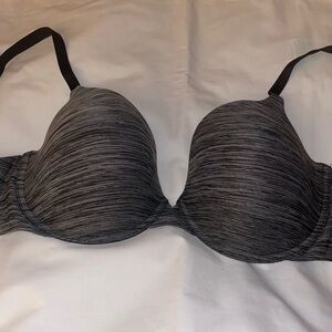 Victoria’s Secret Uplift Semi Demi bra